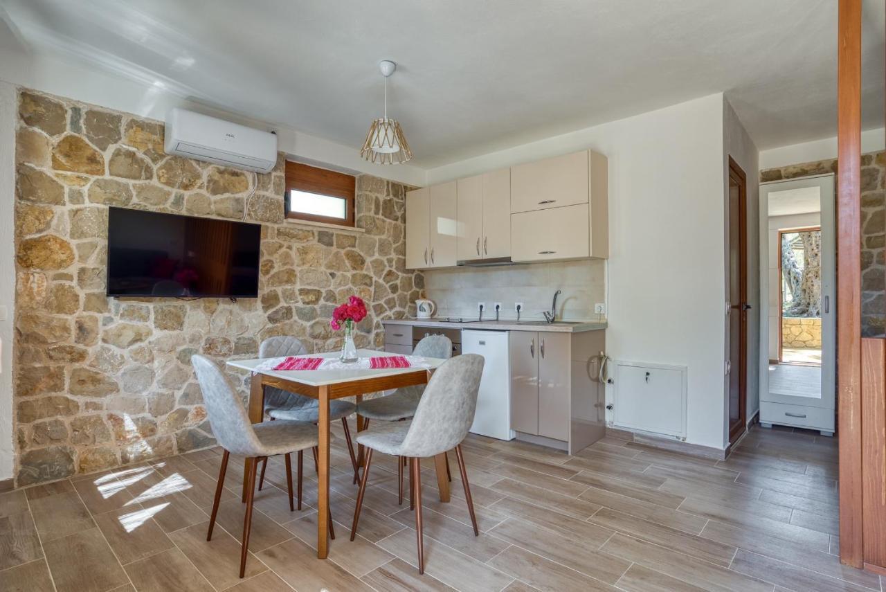 Apartamento Stonehouse In Olives Ulcinj Exterior foto